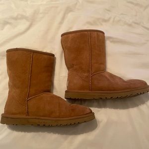 Chestnut UGG boots size 9